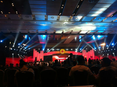 北京中視巨星舞臺燈光音響,央視合作伙伴_設備租售_演藝吧_中華演出網